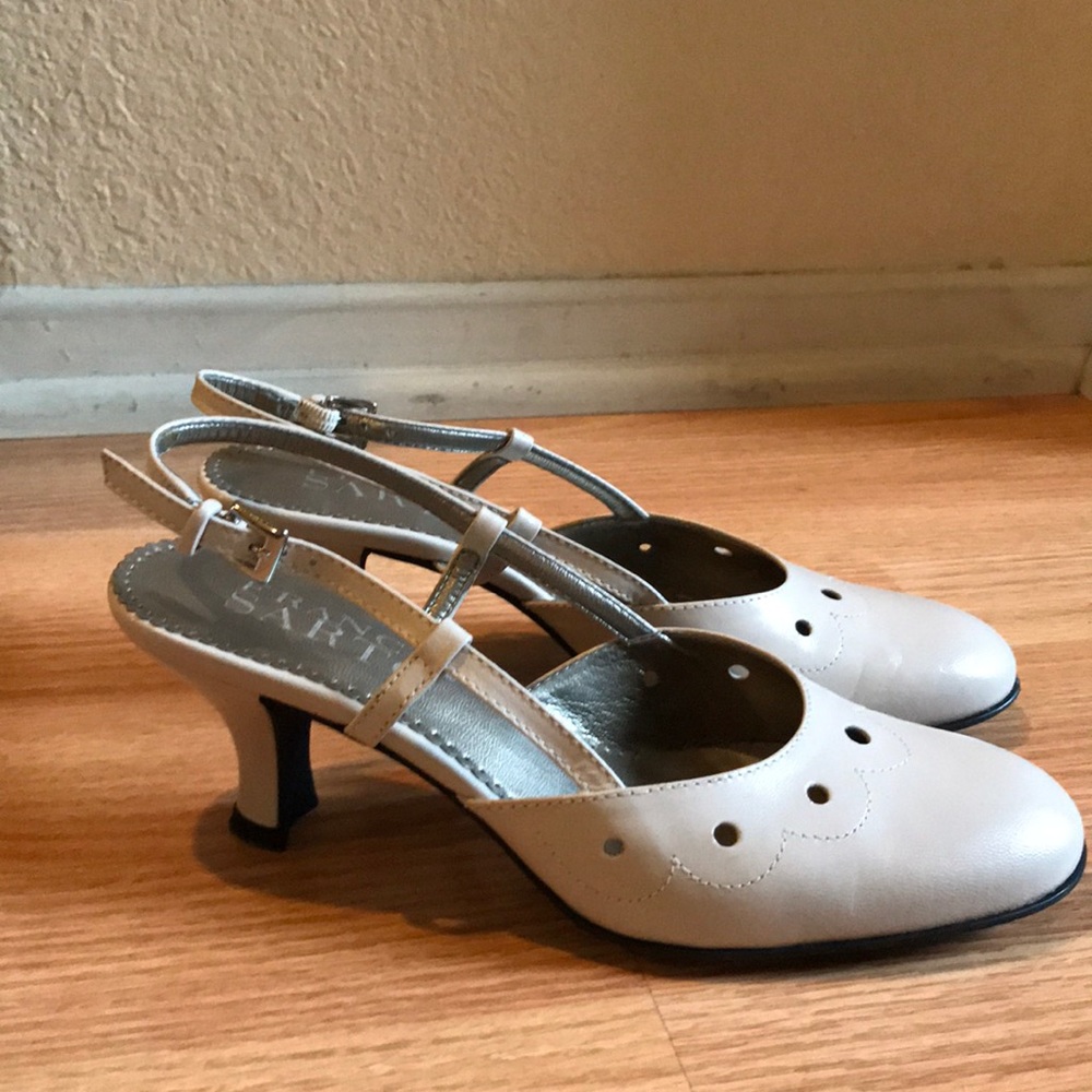 Vintage Franco Sarto Slingbacks